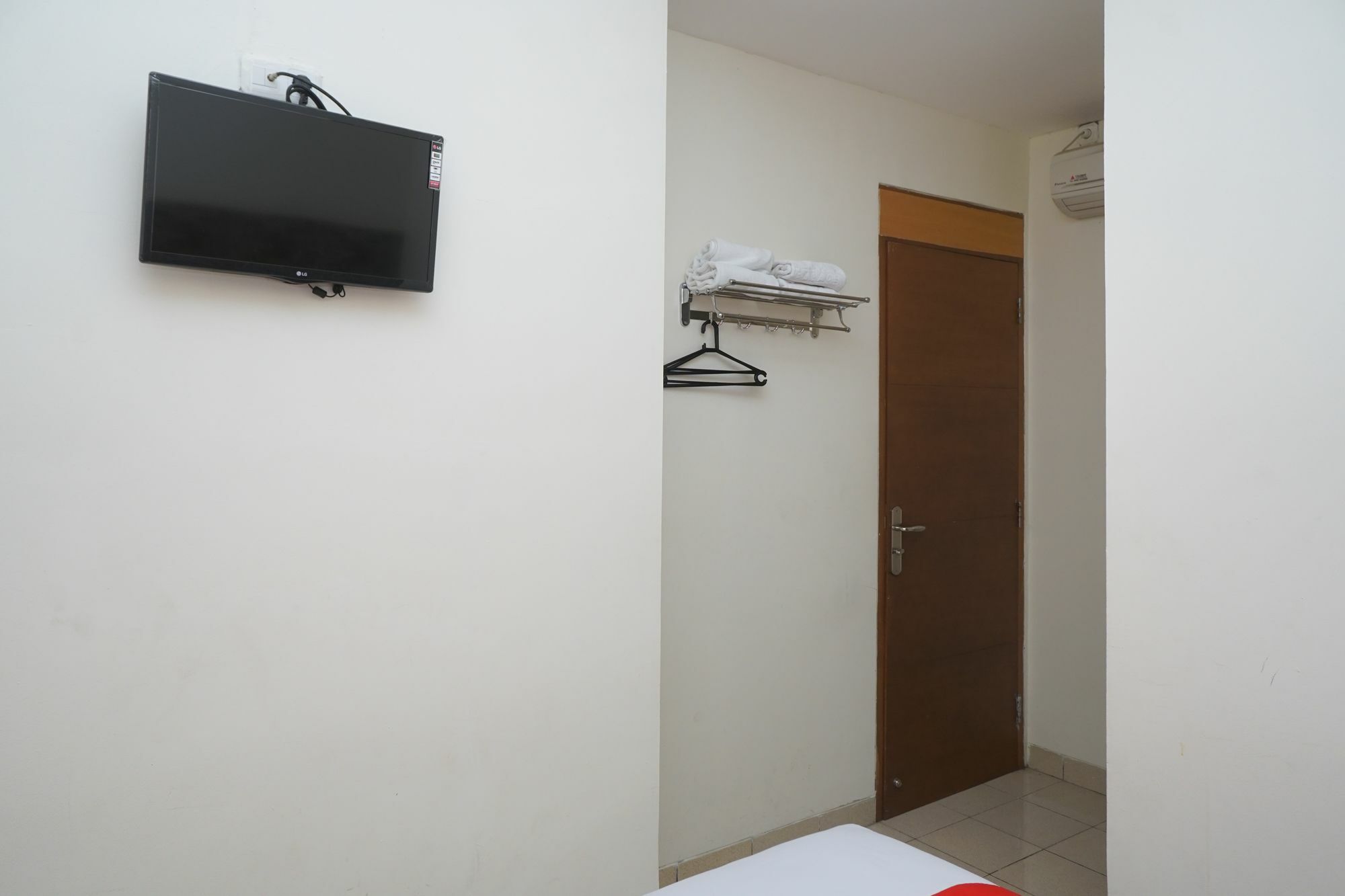 Reddoorz Plus @ Ciumbuleuit Area Bandung Exteriör bild
