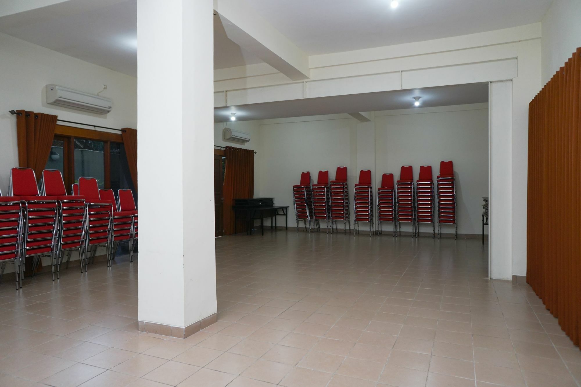 Reddoorz Plus @ Ciumbuleuit Area Bandung Exteriör bild