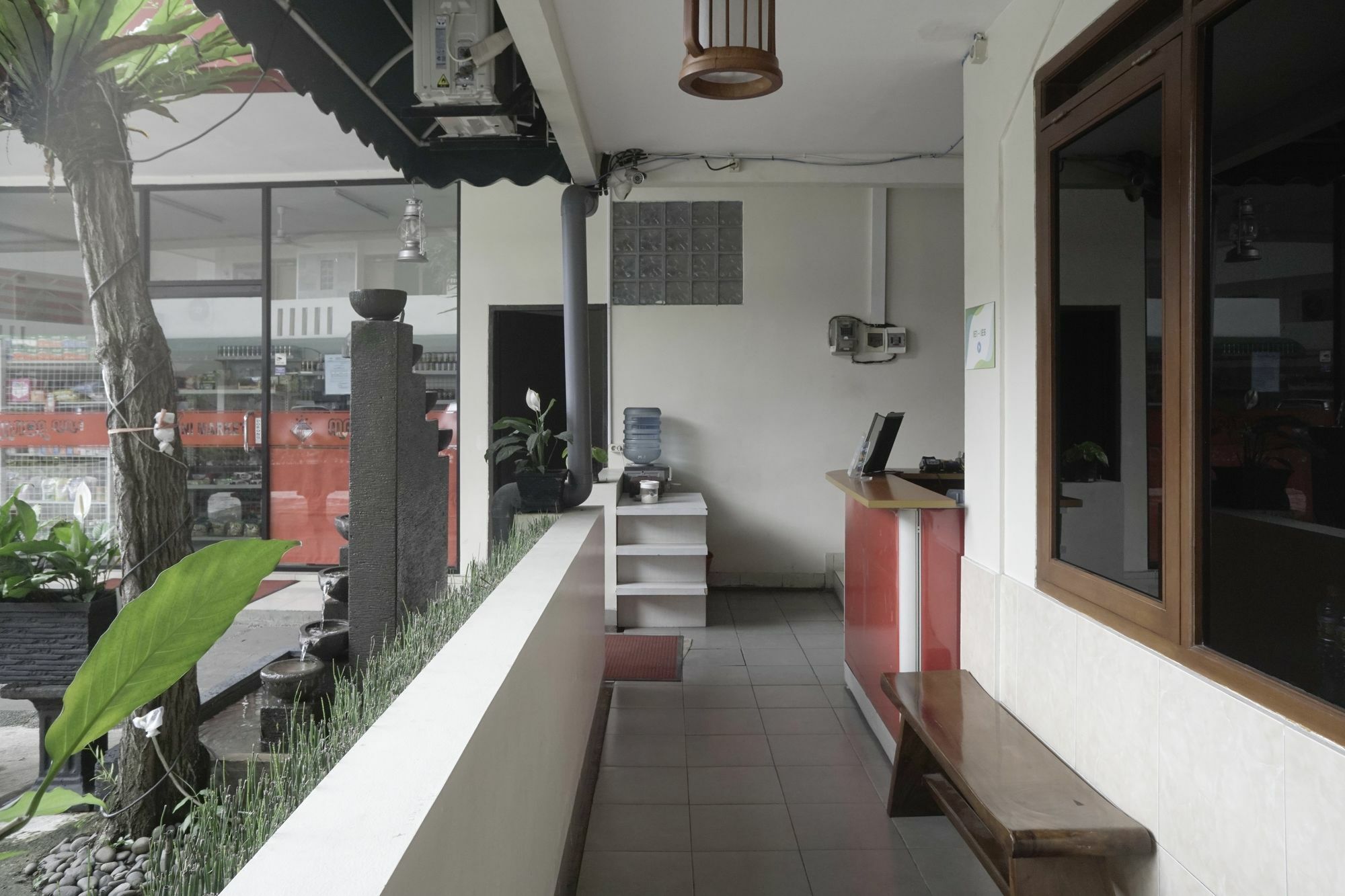 Reddoorz Plus @ Ciumbuleuit Area Bandung Exteriör bild